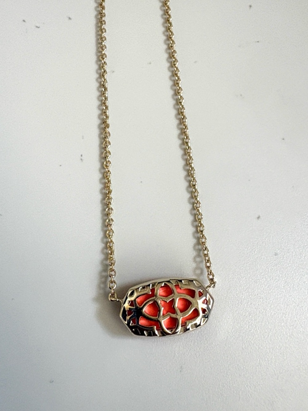 Lot of 2x [Kendra Scott] NWOT Elisa Bright Coral Necklace & EUC Kai Earrings - Picture 15 of 15